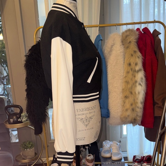 Love Tree Black & White Varsity Jacket B letterman snap closure bomber cropped S - Picture 5 of 12